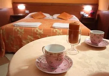 Antica Fonte Hotel 3*